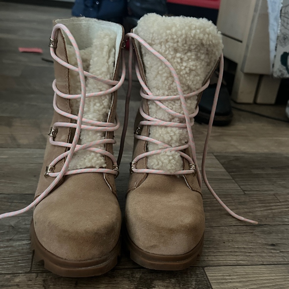 Sorel Tan and Cream Shearling Boots
